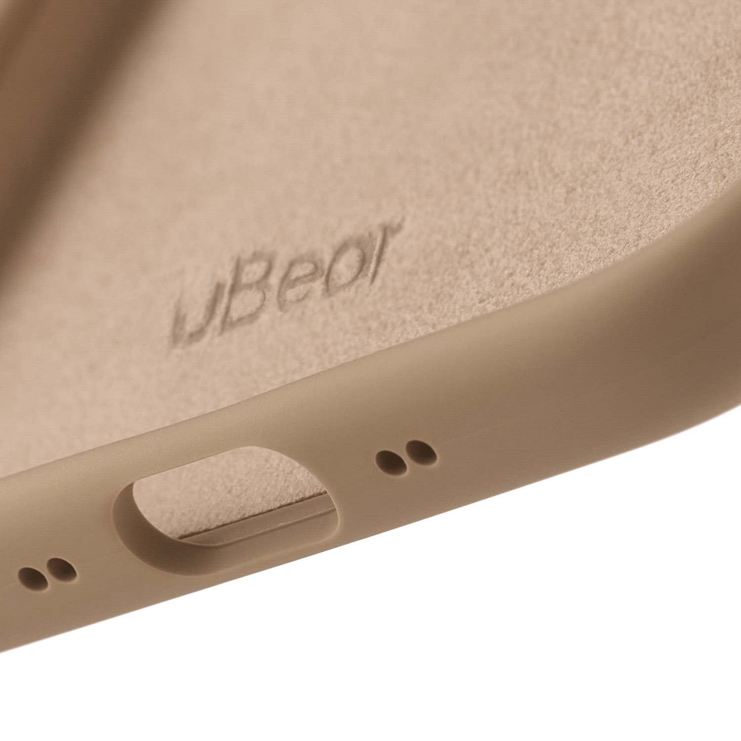 На фото изображено Чехол защитный uBear Touch Mag Case для iPhone 17 Air, MagSafe, латте