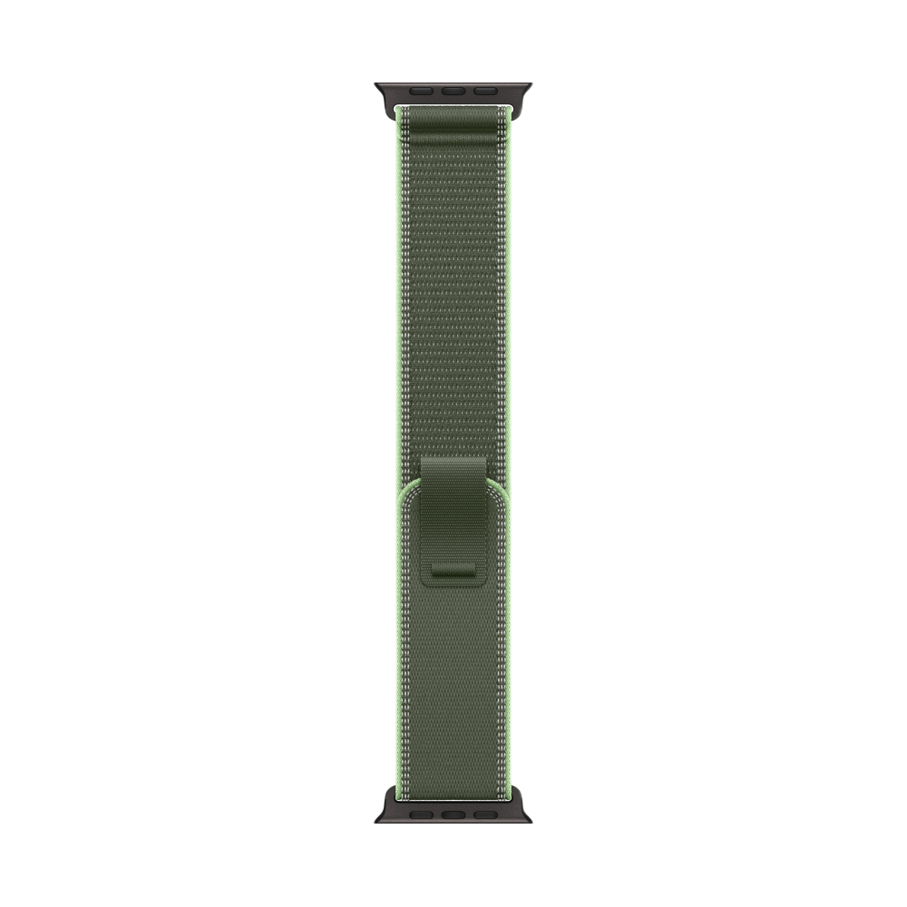 На фото изображено Apple Watch Ultra 3 GPS + Cellular, 49 мм, корпус из чёрного титана, ремешок Trail, цвет зелёный, M/L