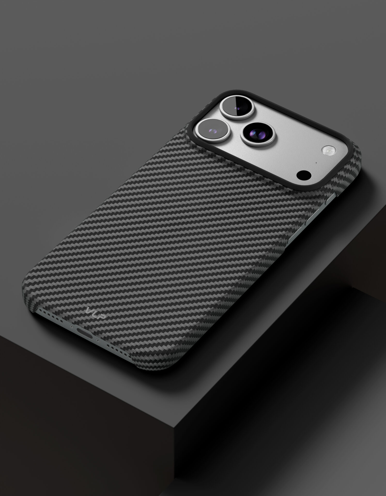 На фото изображено Чехол защитный VLP Kevlar Case с MagSafe для iPhone 17 Pro Max, черный