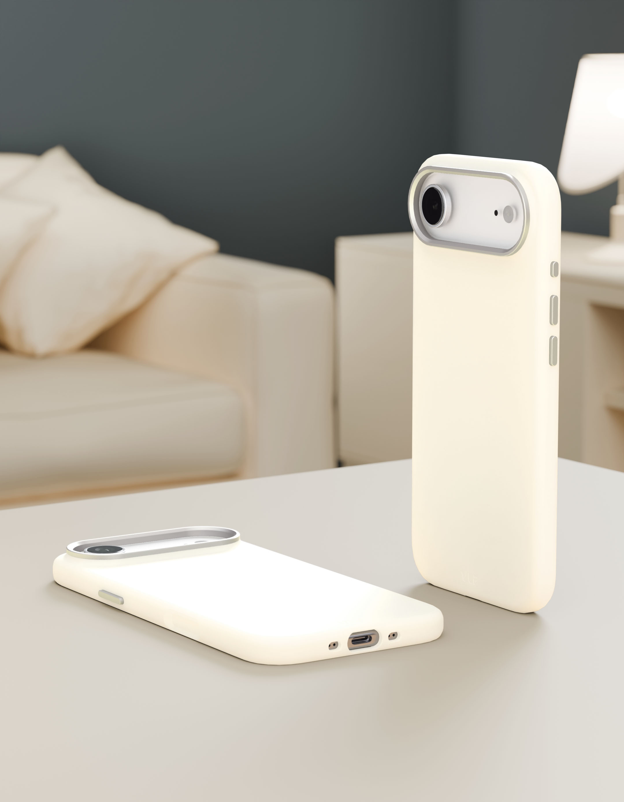 На фото изображено Чехол защитный VLP Aster Pro Case с MagSafe для iPhone 17 Air, белый